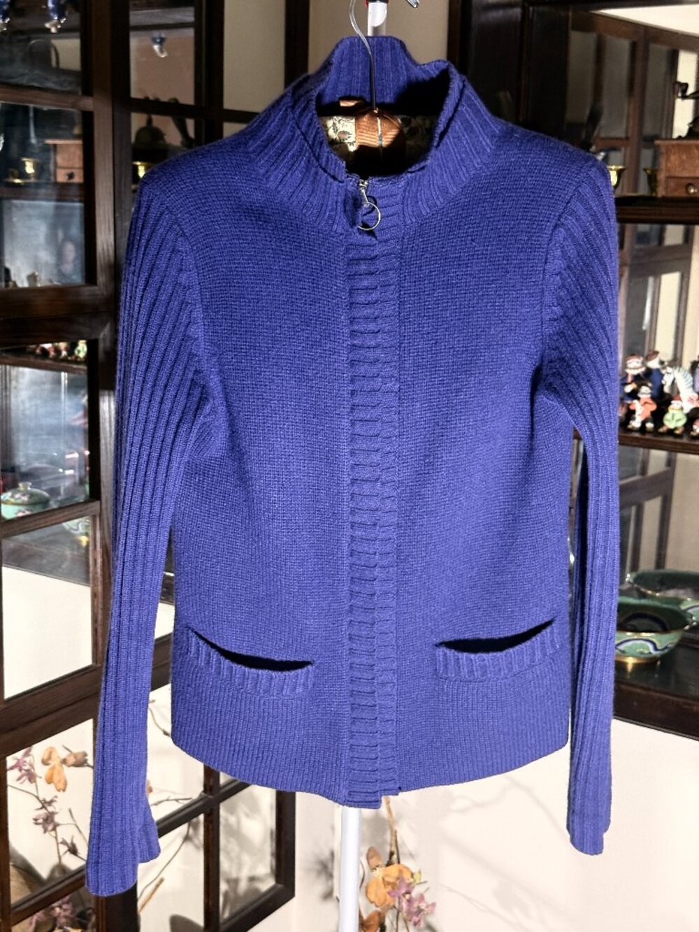 Lord & Taylor 100% Cashmere Cardigan Sweater Soft Purple Zip Front Luxury Size S